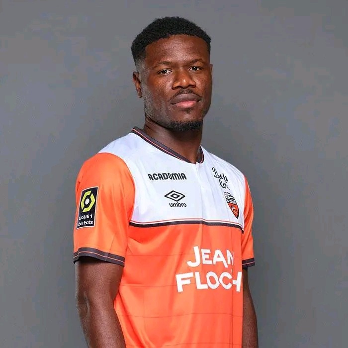 France Lorient Fc Tosin Ayegun Signe Son Retour De Blessure