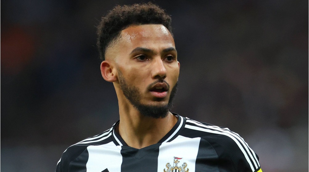 Mercato Newcastle United rejette une offre de Fenerbahçe pour Lloyd