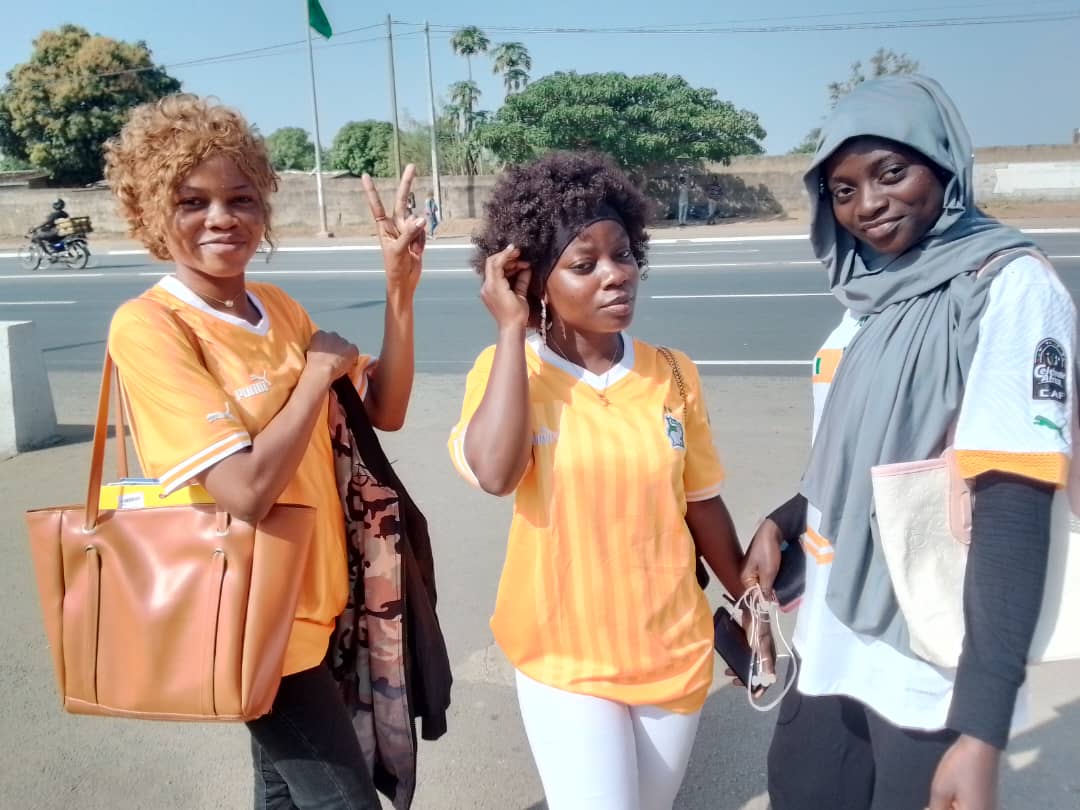 nachtcafé geld - segen oder fluch?