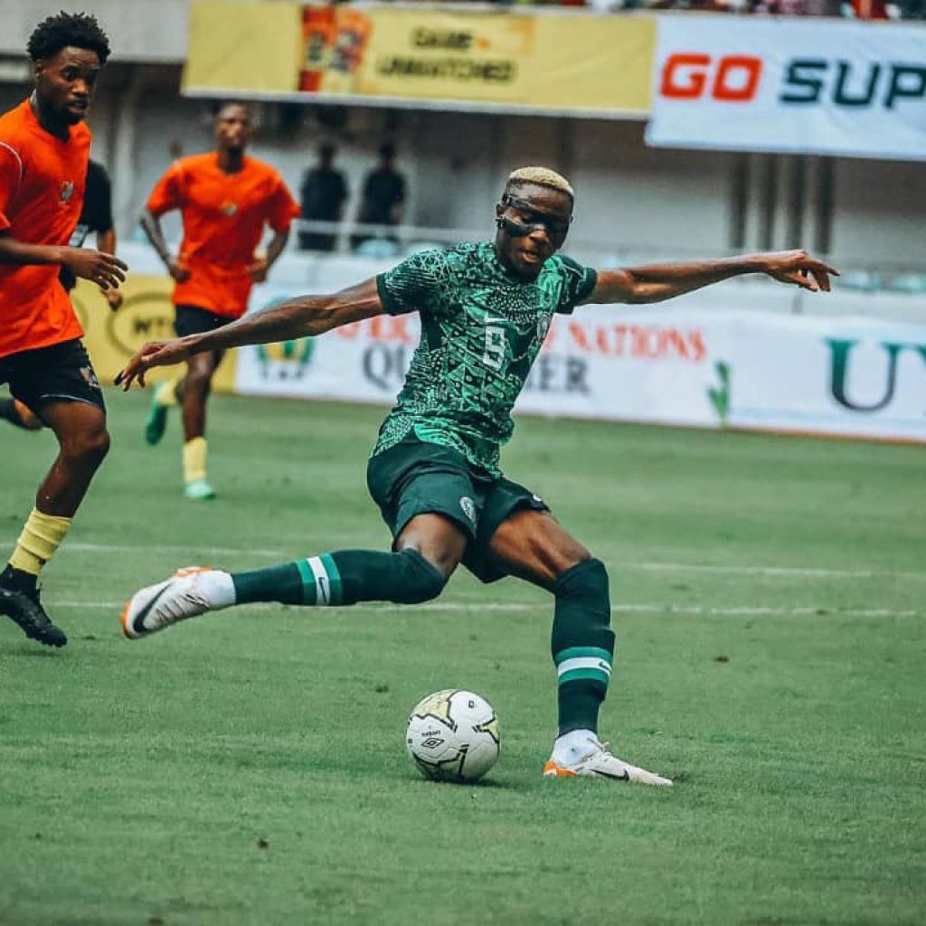 
		Commentaires sur CAN 2023 – Nigéria : Victor Osimhen, c’est le moment par citrus burn		