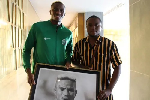 
		Commentaires sur CAN 2023: Un artiste togolais rend un vibrant hommage à Victor Osimhen par all car models		