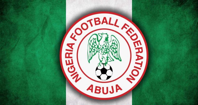 Adegoke Adelabu les Super Eagles