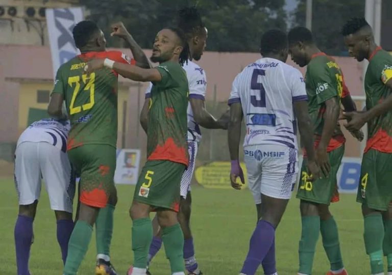 Dynamo de Douala Canon Sportif de Yaoundé l'Elite One du Cameroun