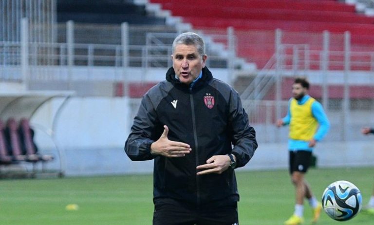 USM Alger Juan Carlos Garrido Coupe de la CAF