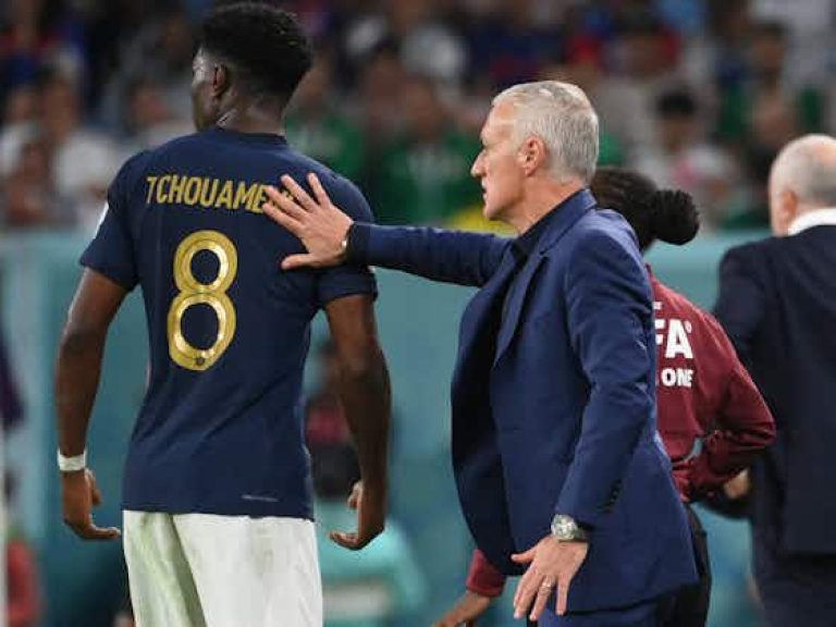 Euro 2024 - France : Didier Deschamps exclut Aurélien Tchouameni