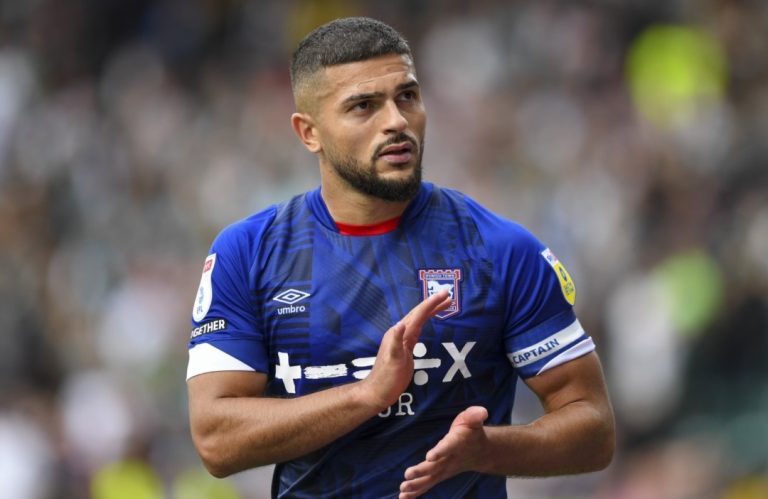 Angleterre – Ipswich Town : Sam Morsy se réjouit de la prolongation de  Kieran McKenna - AfricaFootUnited