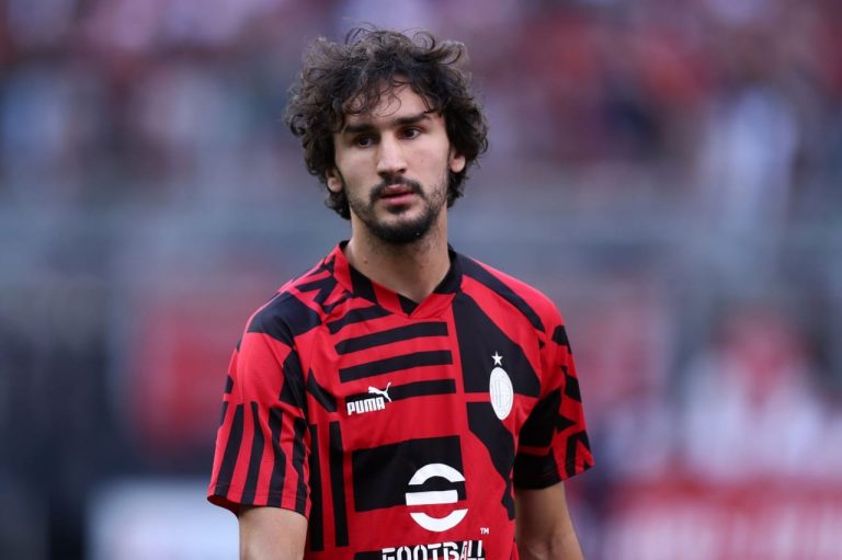 Yacine Adli Stefano Pioli Paulo Fonseca