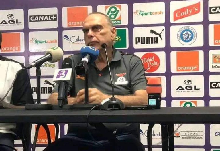 CAN Maroc 2025 la Zambie Avram Grant