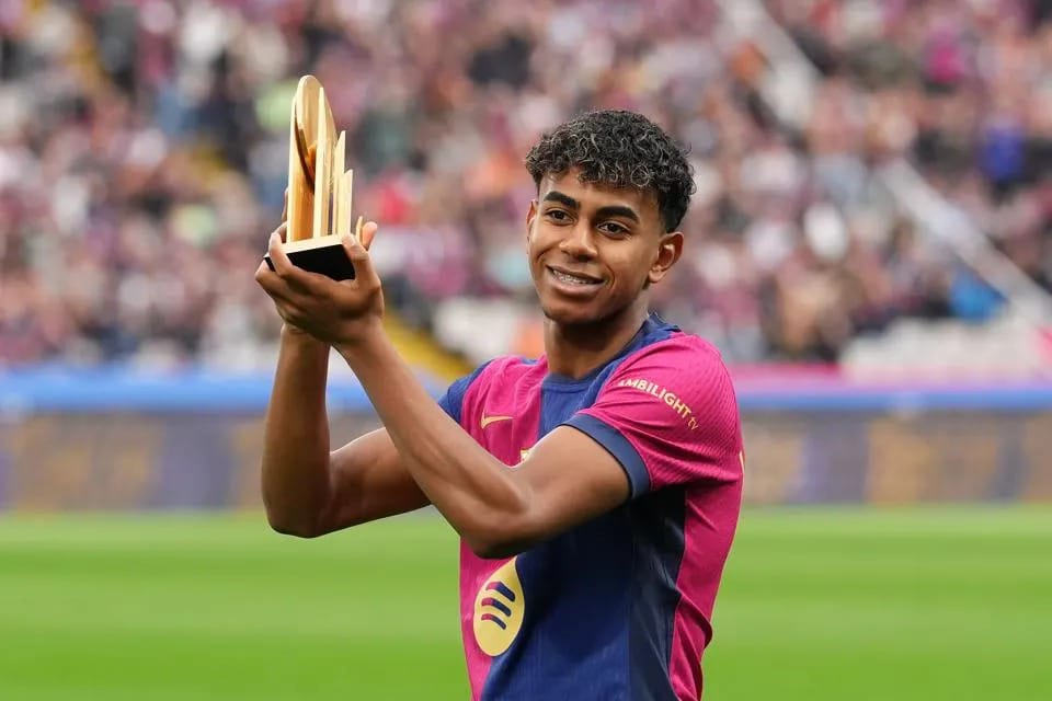FC Barcelone : Lamine Yamal est intransférable - AfricaFootUnited
