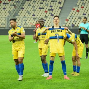Paradou ac Adil Boulbina