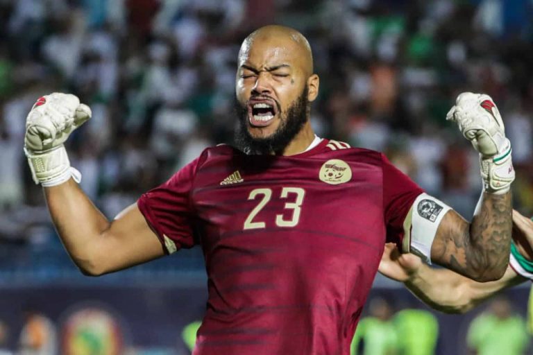 Rais M’Bolhi ES Mostaganem
