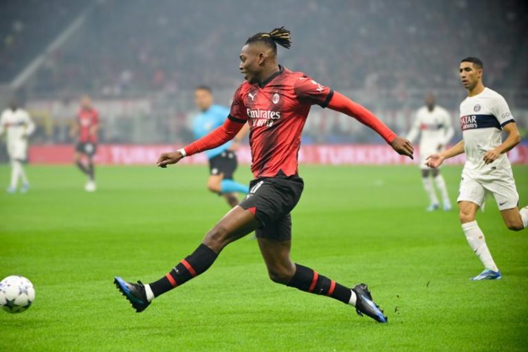 AC Milan Rafael Leao Santiago Gimenez