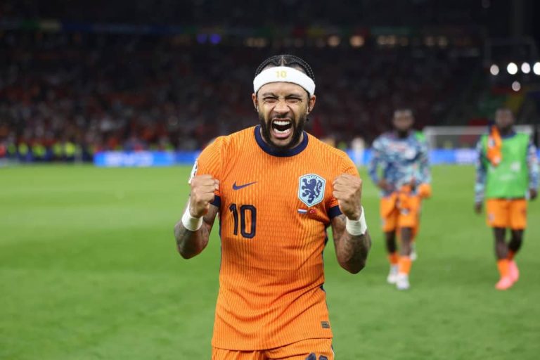 Robin van Persie Memphis Depay