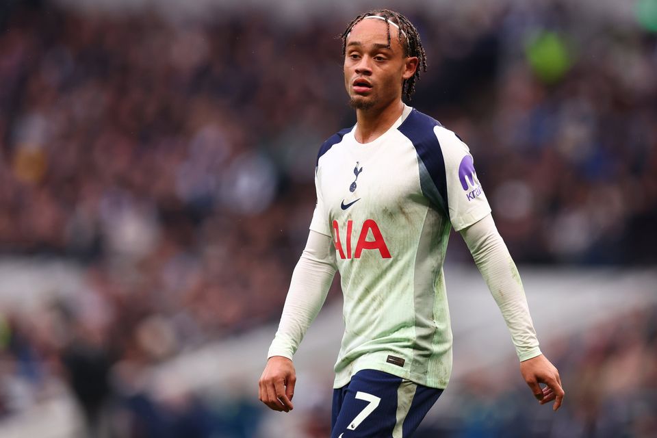 Tottenham : Thomas Frank prend la défense de Xavi Simons