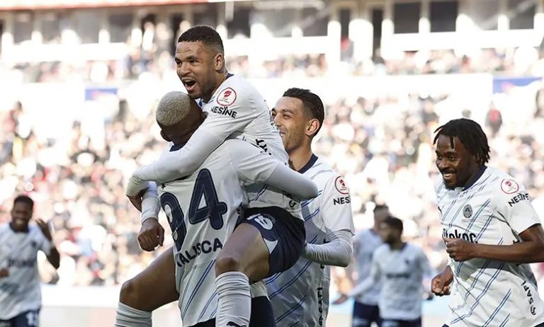 Gaziantep FK Fenerbahçe la Süper Lig turque