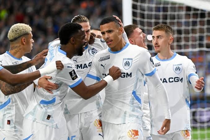 Ligue 1 : l’attaque de Marseille marche sur l’eau