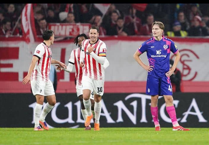 Bundesliga (J12): Hambourg bat Stuttgart, Fribourg domine Mayence