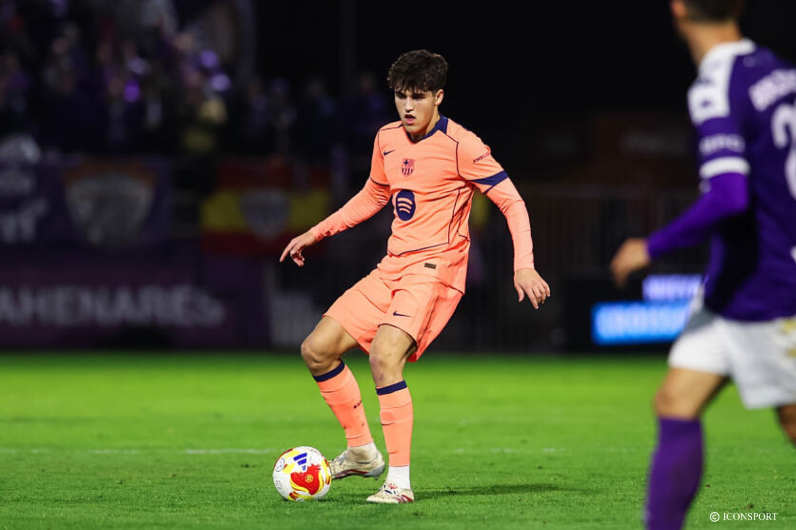 FC Barcelone : Pau Cubarsí fait tomber un record de précocité d’Alejandro Balde