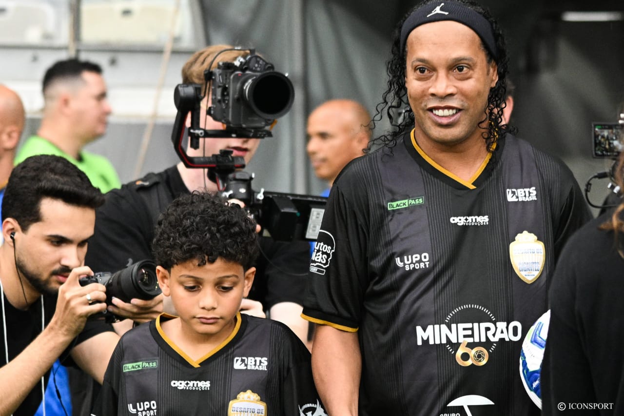 Coupe Intercontientale : Ronadinho ne peut pas choisir entre le PSG et Flamengo