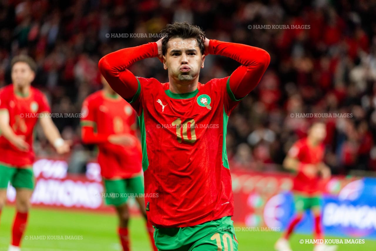 DIRECT CAN 2025 – Maroc vs Zambie (1-0) : Centre imprécis de Daiz (21′)