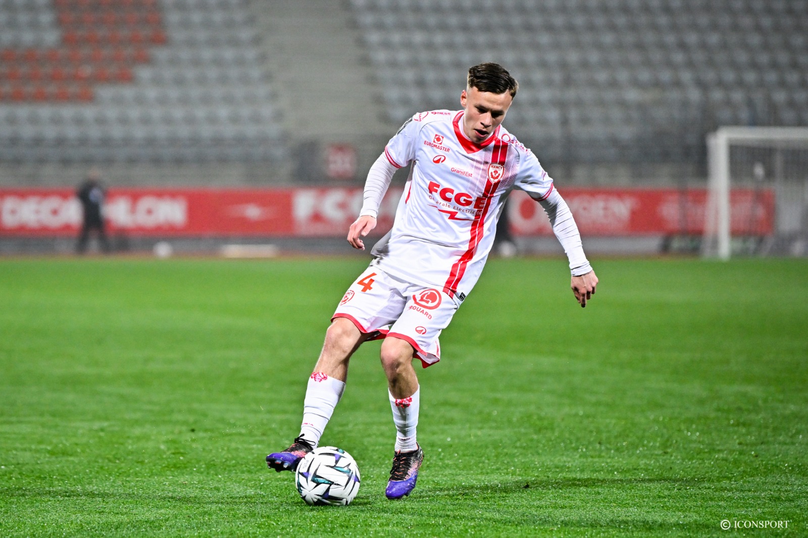 Ligue 2 BKT : Matthéo Guendez et Enzo Tacalfred signent professionnels à Nancy