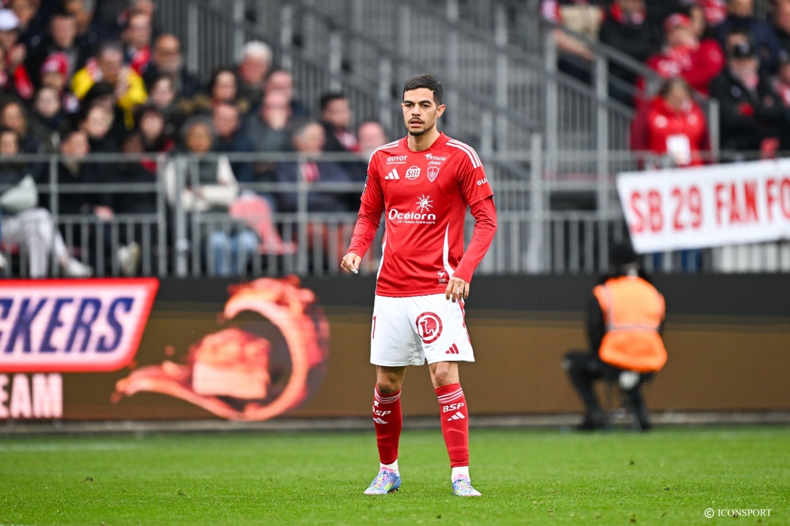 Ligue 1 : l’AJ Auxerre récupère Romain Faivre en prêt de Bournemouth