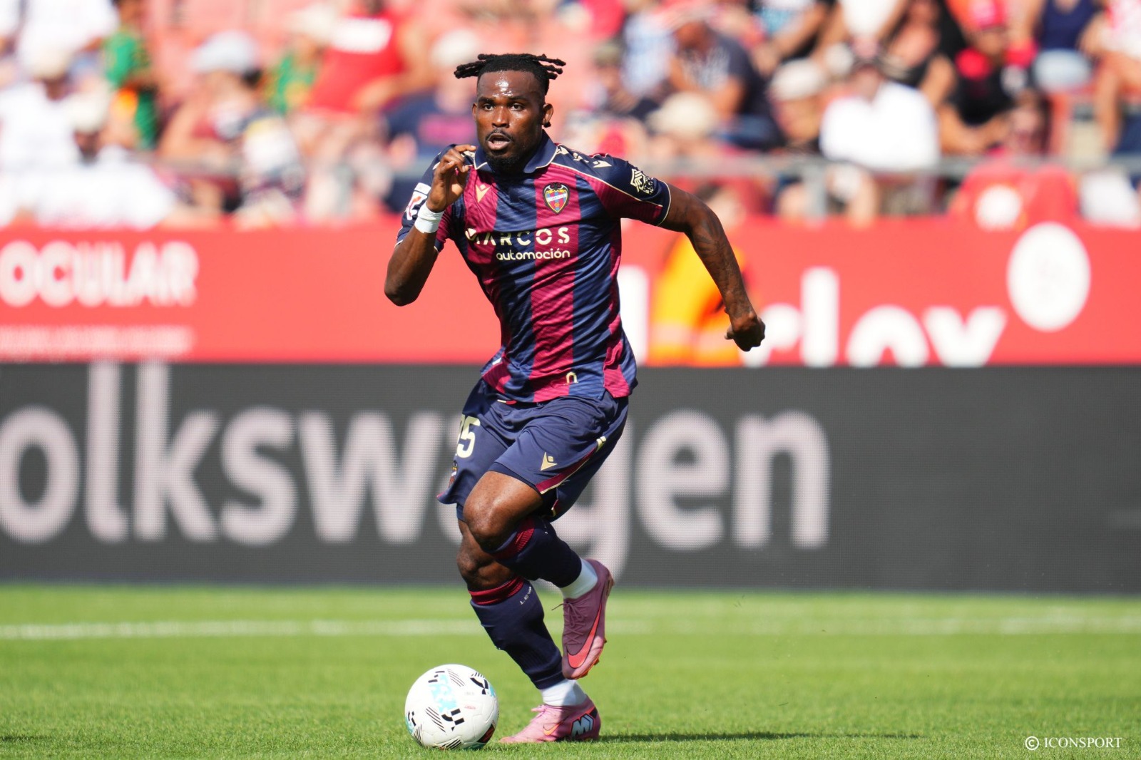 Transfert : Goduine Koyalipou rebondit au SCO d’Angers