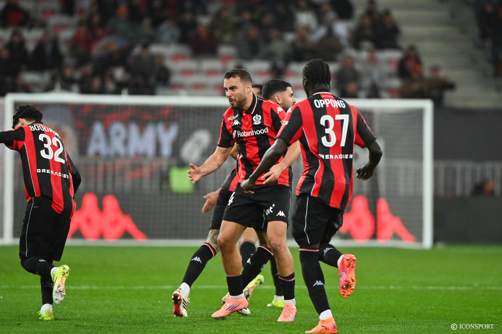 Ligue 1 (J20) : Nice et Toulouse tenus en échec à domicile, Angers bat Metz