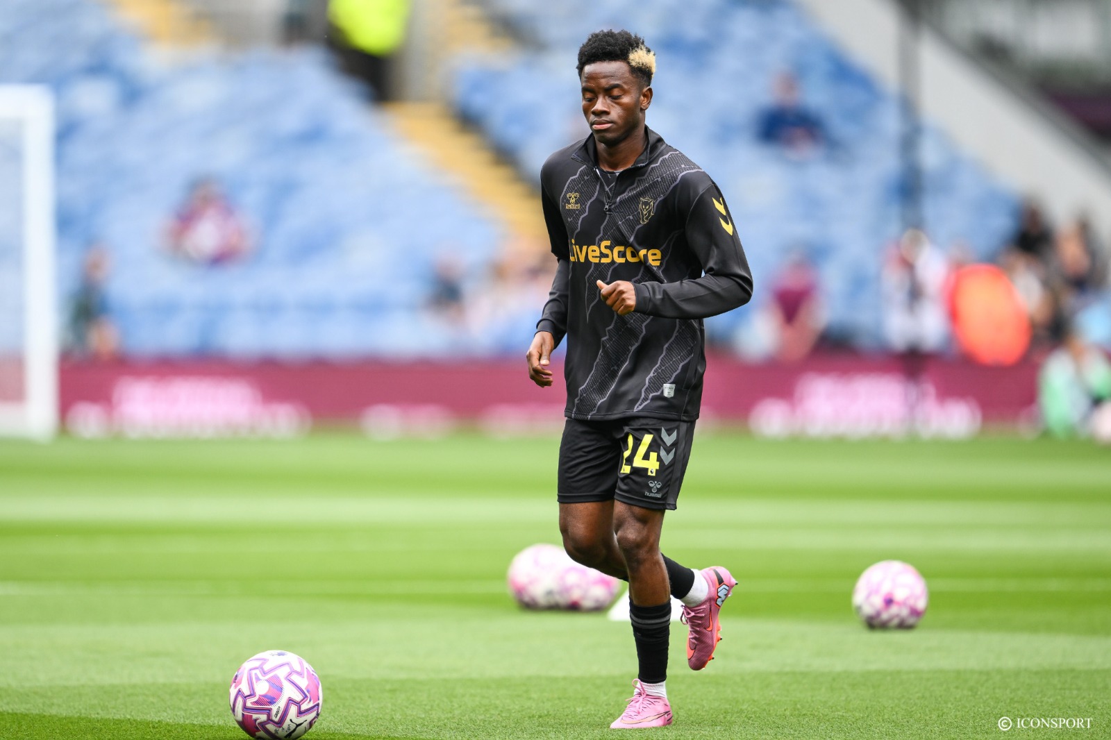 Équipe de Côte d’Ivoire : Simon Adingra, un nouveau défi pour se relancer avant le Mondial