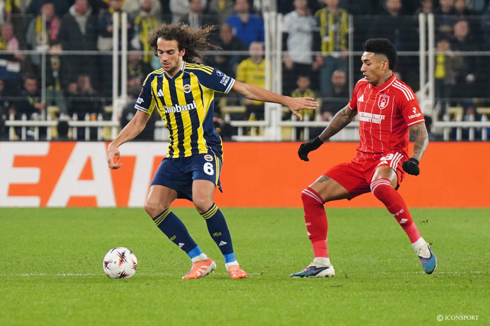 Barrages Ligue Europa (aller): Nottingham Forest surprend Fenerbahçe à domicile