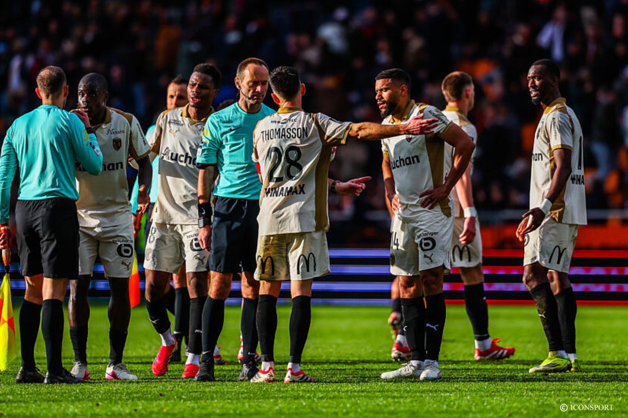 Ligue 1 (J27) : Lens toujours en embuscade du leader, le PSG, Lyon-Monaco et Marseille-Lille : chocs pour l’Europe