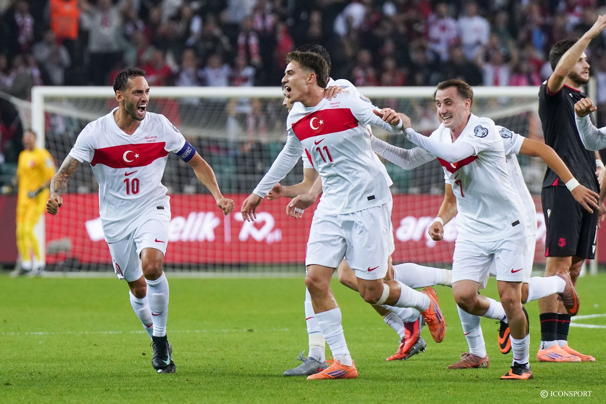 Barrages Coupe du Monde 2026 : la Turquie bat le Roumanie et file en finale