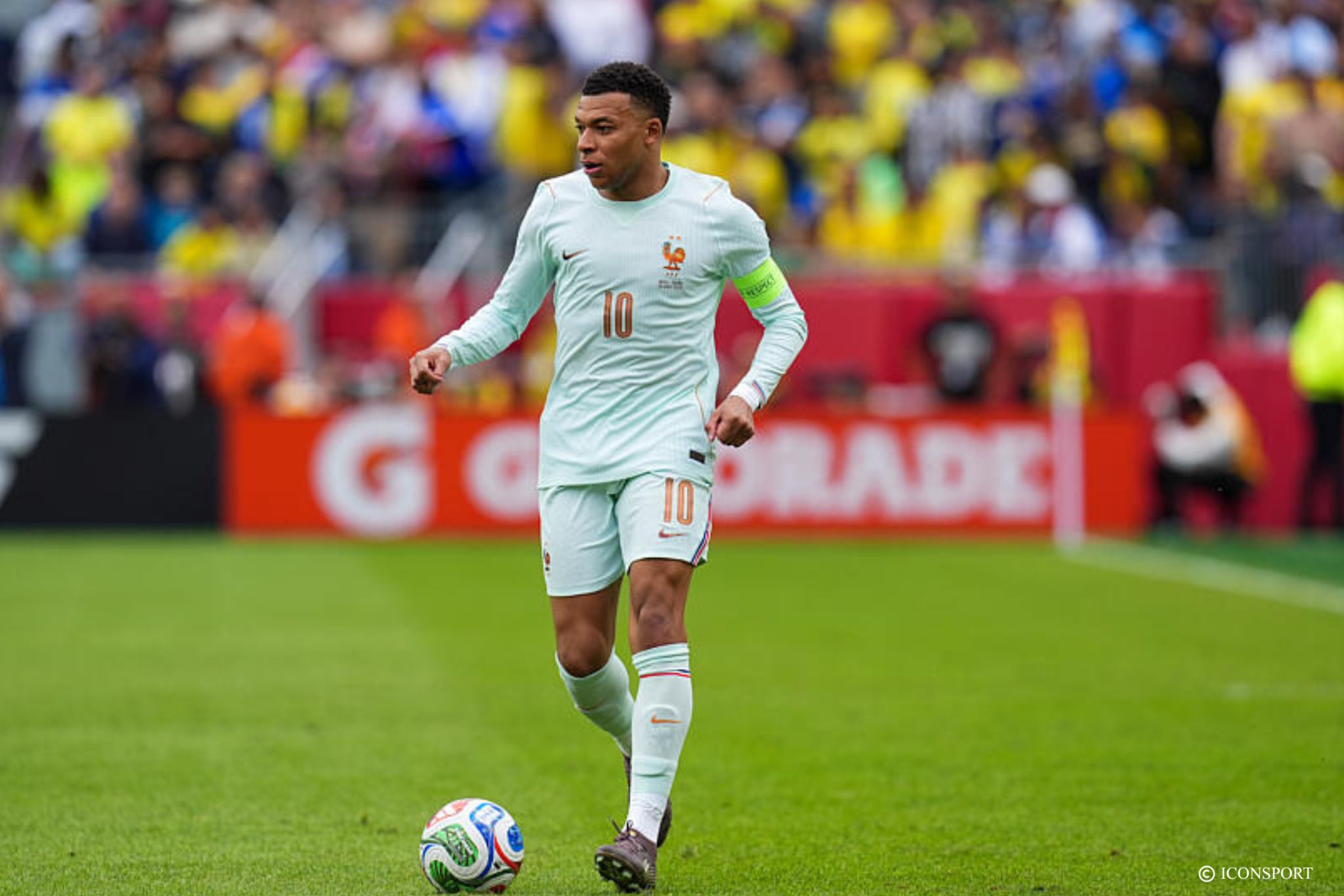 France – Brésil : Auteur d’un magnifique lob, Mbappé se rapproche d’un record de Giroud