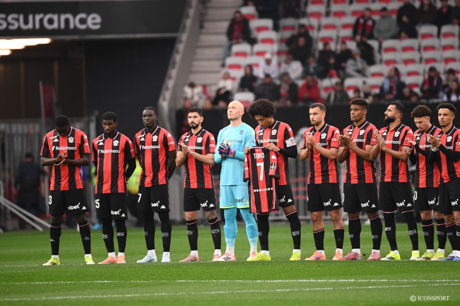 Ligue 1 : l’OGC Nice dénonce l’arbitrage après sa défaite contre le Paris FC