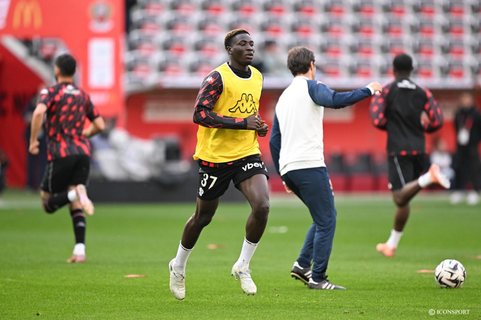 Ghana : alerte pour Kojo Oppong Peprah avant les amicaux contre l’Autriche et l’Allemagne