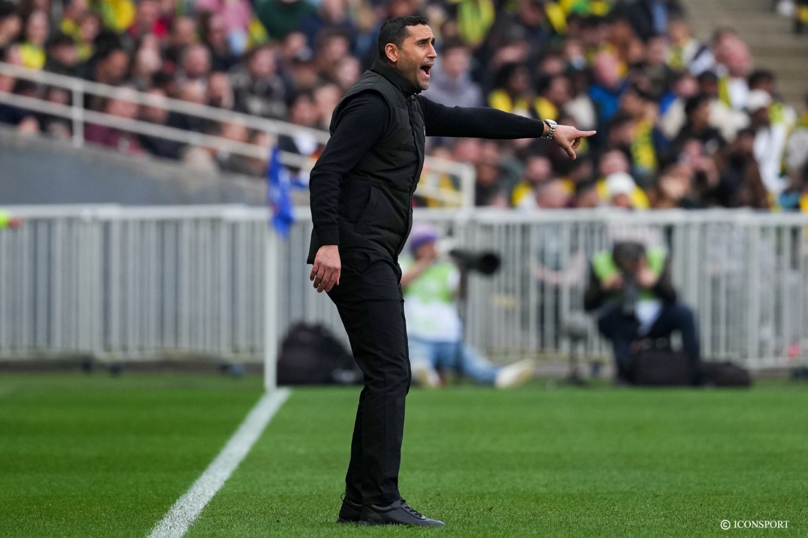 Ligue 1 – le coach Ahmed Kantari viré du FC Nantes