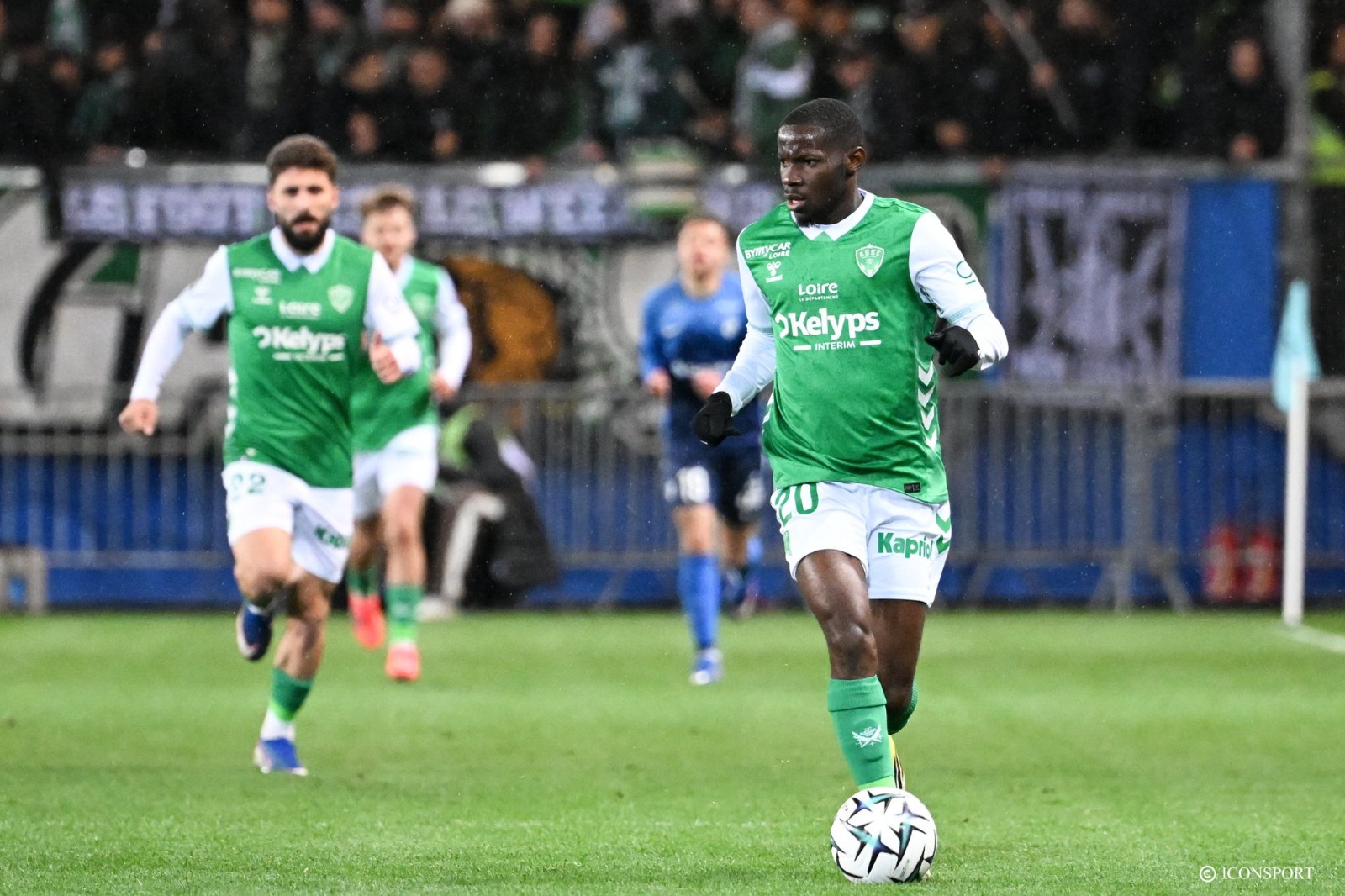 Ligue 2 (J27) : l’ASSE fait match nul à Grenoble et reste deuxième