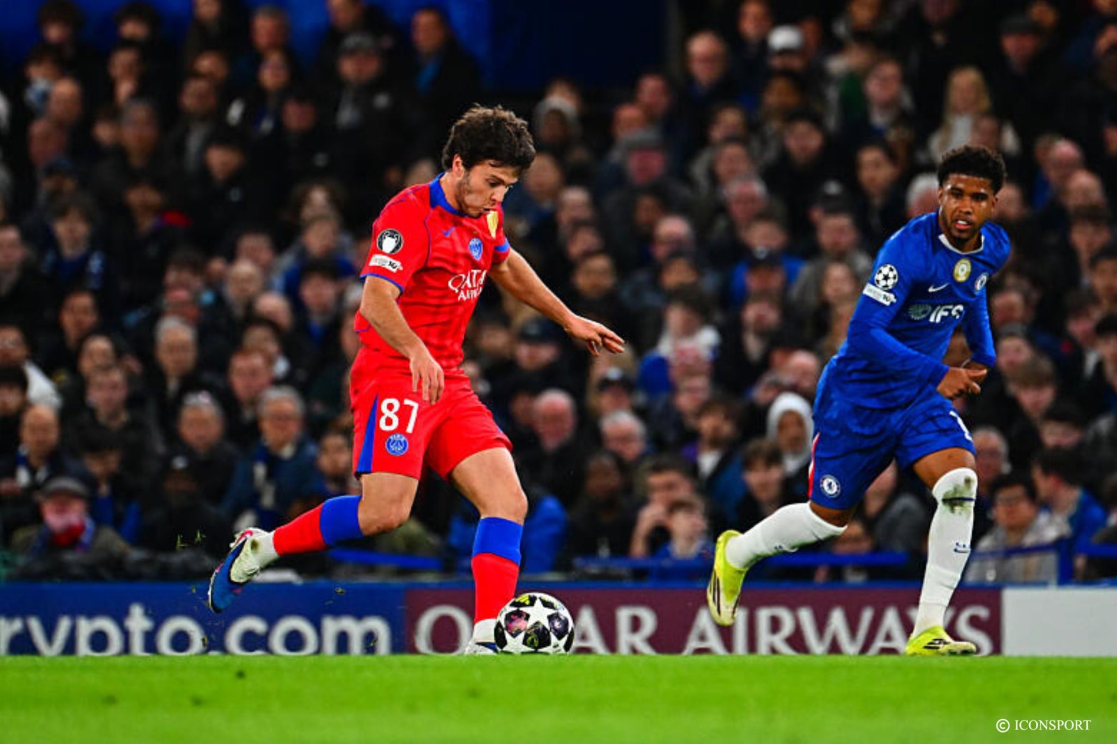 Ligue des Champions (8e retour) : le PSG mène à Chelsea à la pause