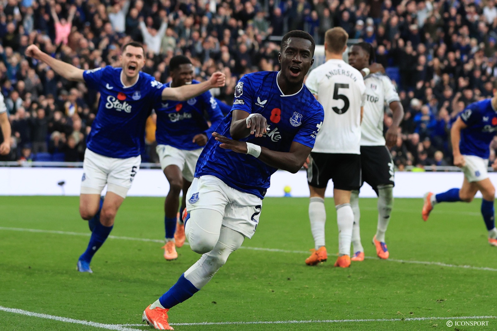Premier League – Everton : Idrissa Gana Gueye et Iliman Ndiaye brillent lors du succès face à Chelsea