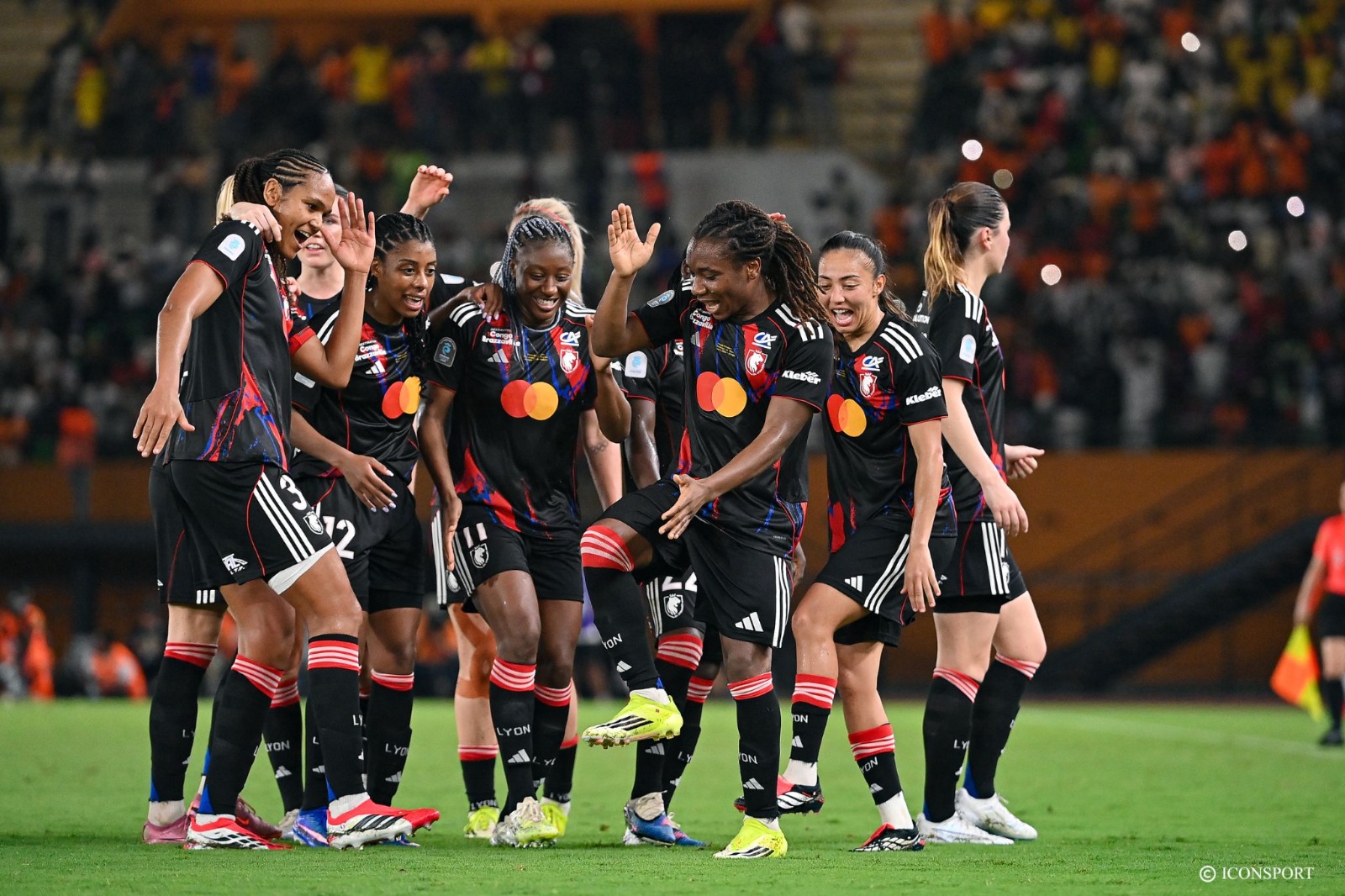 Ligue des Champions féminine (1/4 aller) – sur quelle chaîne suivre Wolfsbourg – OL Lyonnes ?