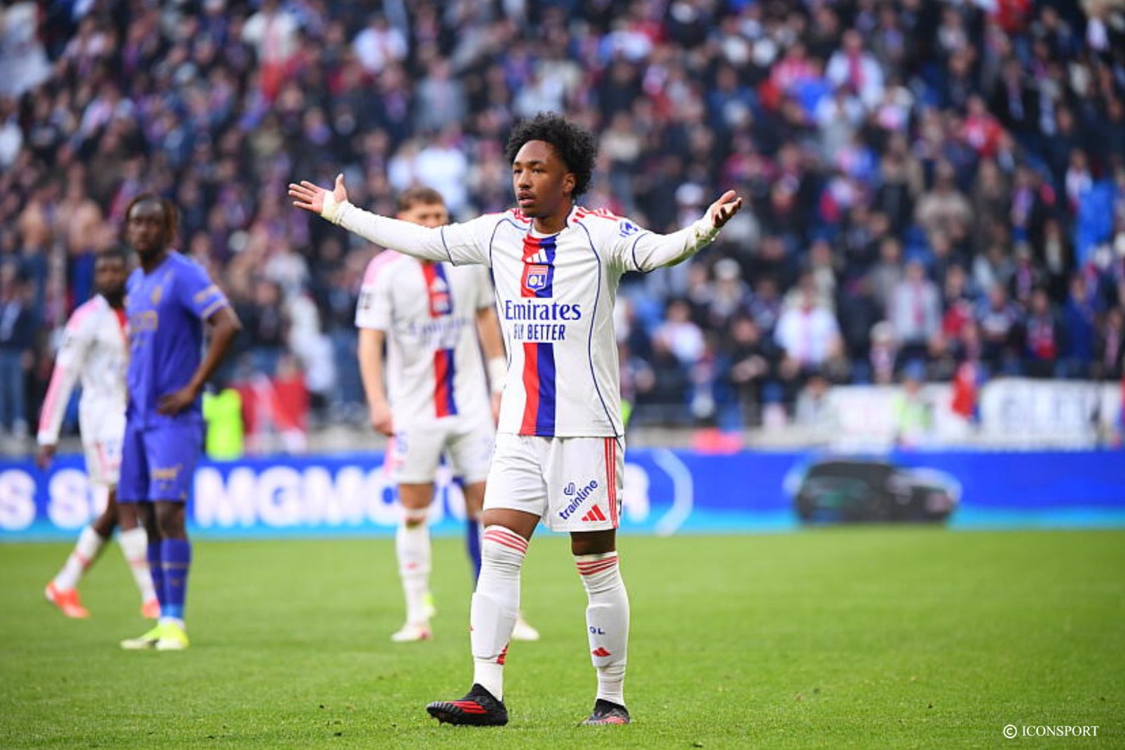 Ligue 1 : l’OL annonce l’opération de Malick Fofana dans un communiqué médical